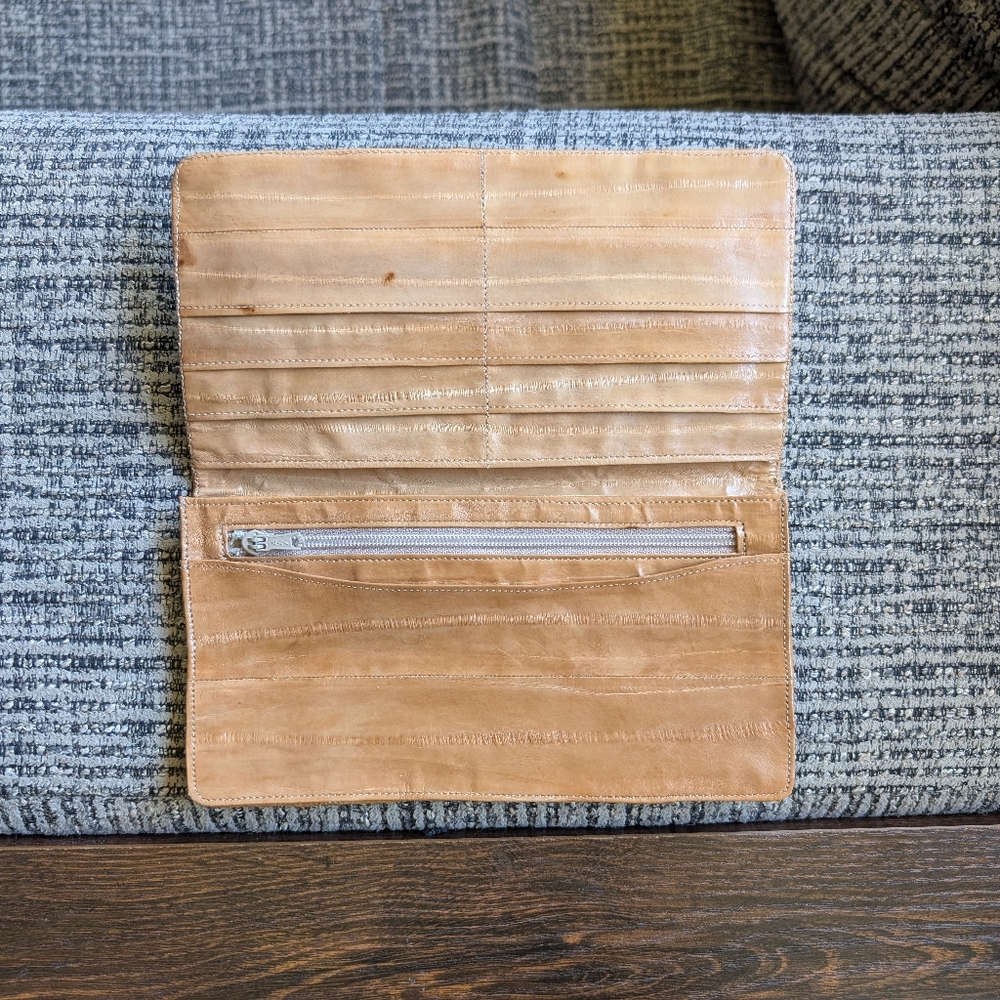 Vintage Tan Beige Brown Eelskin Eel Skin Leather Billfold Wallet